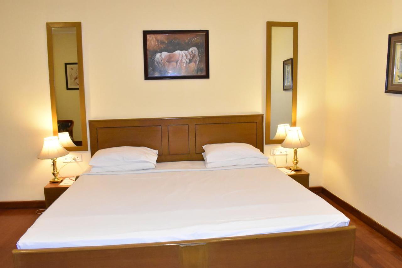 The Royal Residency Hotell Bodh Gaya Exteriör bild