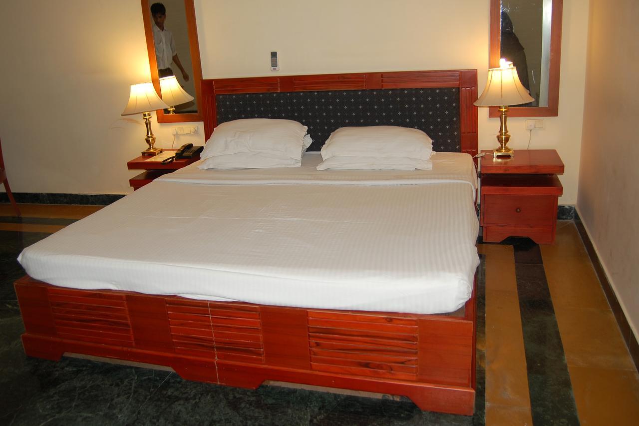 The Royal Residency Hotell Bodh Gaya Exteriör bild