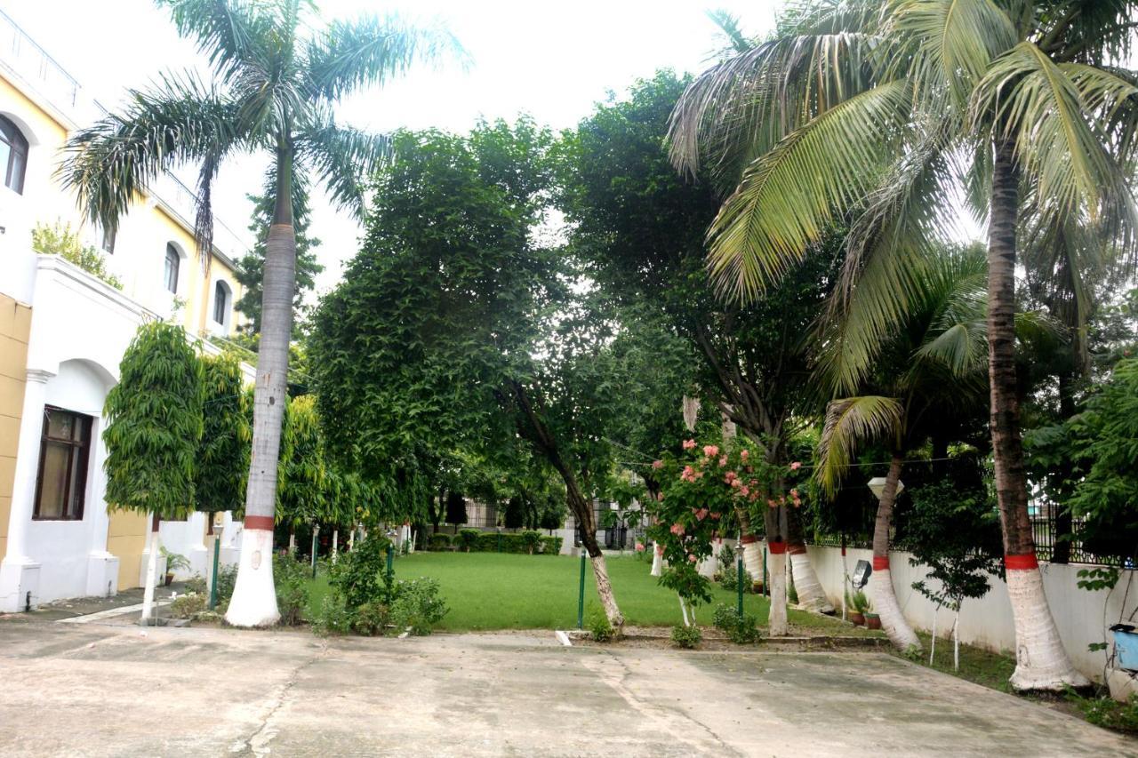 The Royal Residency Hotell Bodh Gaya Exteriör bild