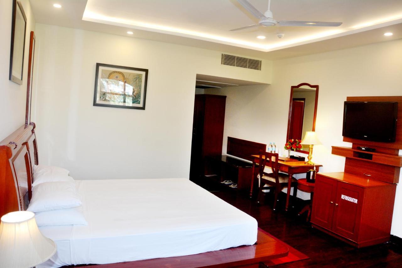 The Royal Residency Hotell Bodh Gaya Exteriör bild