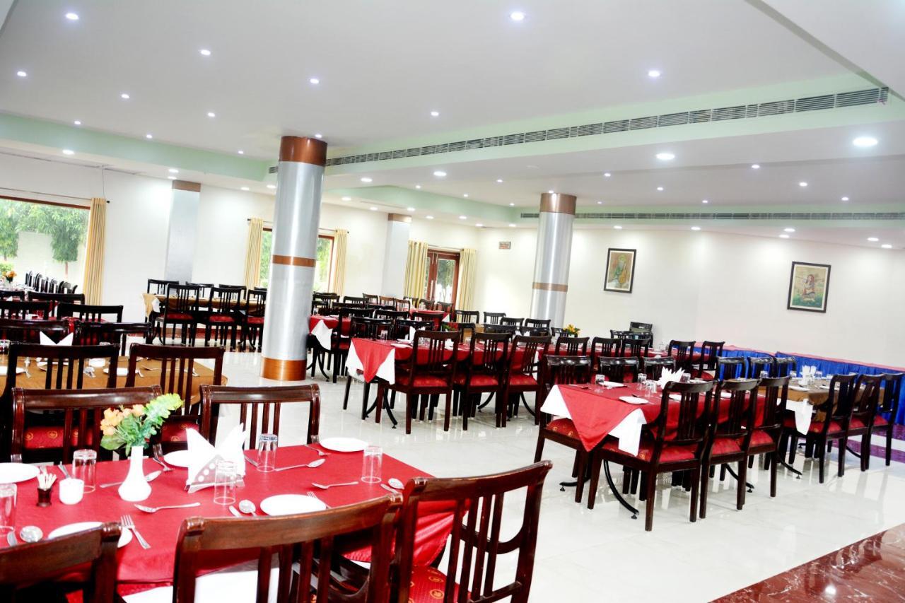 The Royal Residency Hotell Bodh Gaya Exteriör bild